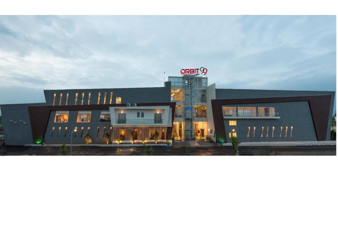 Orbit99 Club And Resort Rawāl Exteriör bild